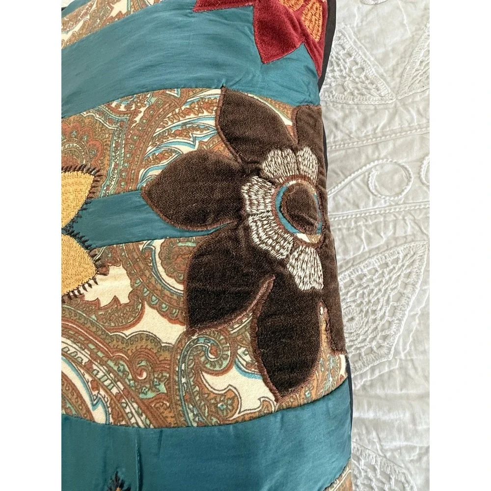 Pier‎ 1 Imports Vintage Boho Rosettes Appliqued Rectangle Throw Pillow 14X24 EUC
